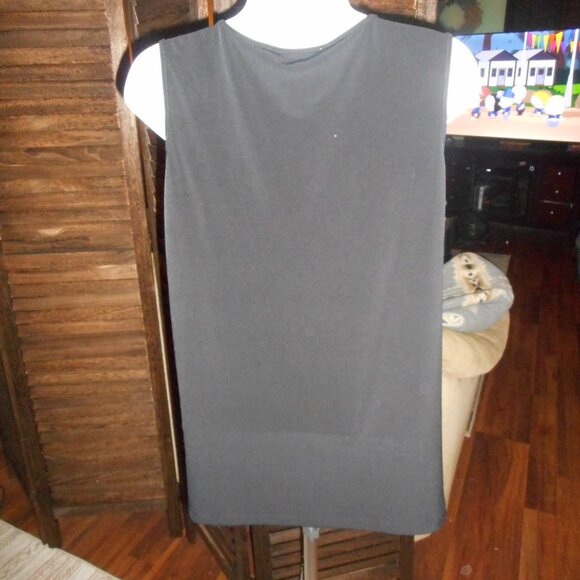 BOGO Free, Calvin Klein sleeveless black & red floral top, size Small - Picture 7 of 7